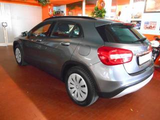 MERCEDES-BENZ GLA 180 usata, con Antifurto