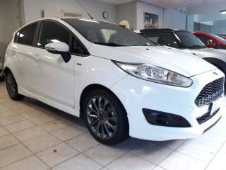 FORD Fiesta usata, con ESP