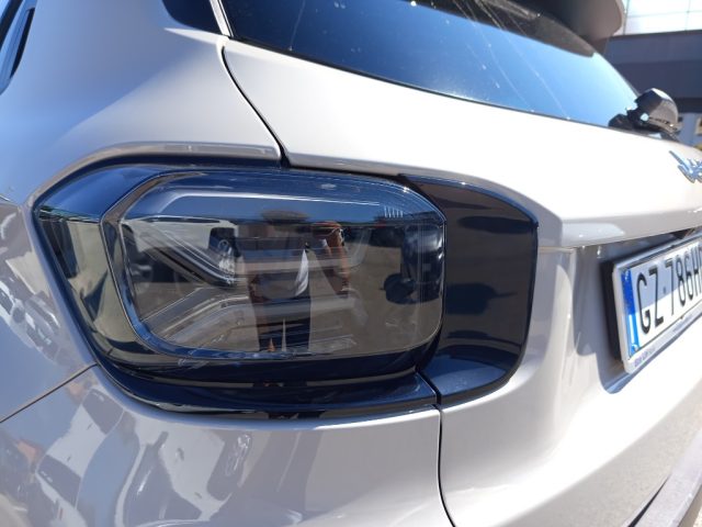 JEEP Avenger usata, con Sedile posteriore sdoppiato