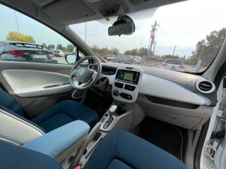 RENAULT ZOE usata, con Sensori di parcheggio posteriori