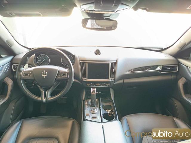 MASERATI Levante usata, con Park Distance Control