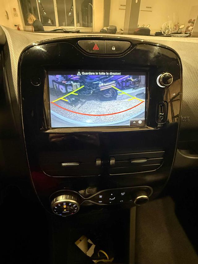 RENAULT Clio usata, con Controllo trazione