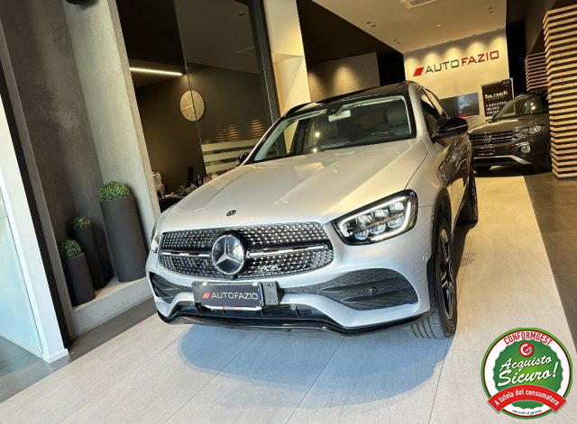 MERCEDES-BENZ GLC 300 usata, con Airbag