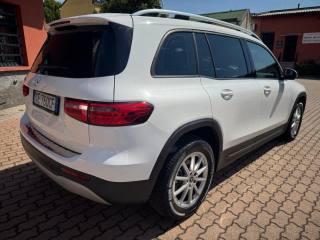 MERCEDES-BENZ GLB 200 usata, con Alzacristalli elettrici