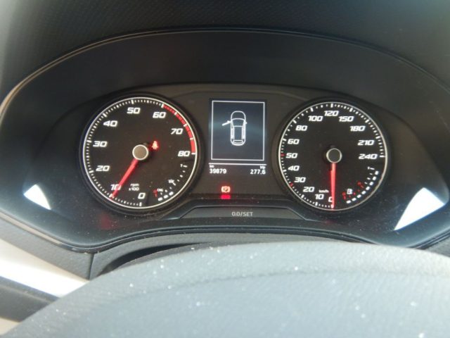 SEAT Arona usata, con Boardcomputer