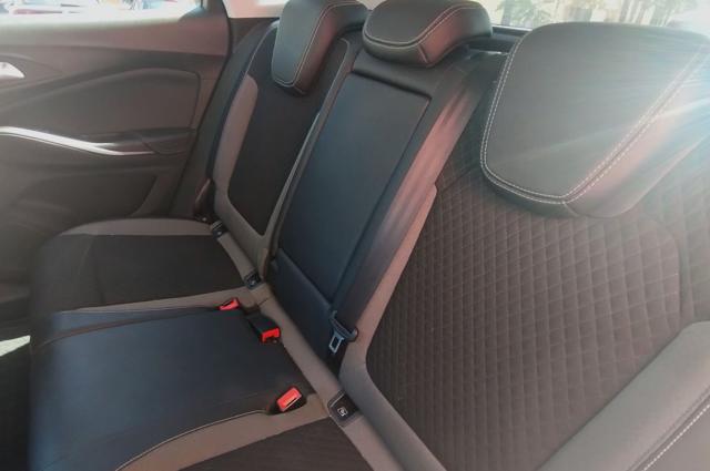 OPEL Grandland X usata, con Sensori di parcheggio posteriori