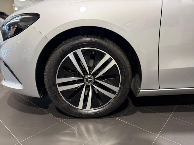 MERCEDES-BENZ B 180 usata, con Boardcomputer