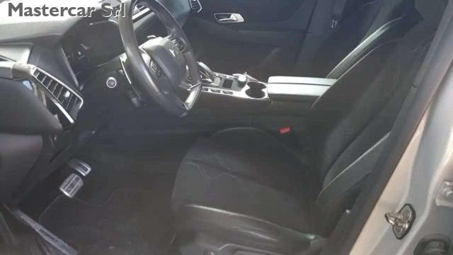 DS AUTOMOBILES DS 7 usata, con Boardcomputer