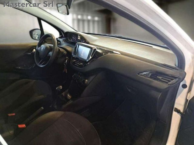 PEUGEOT 208 usata, con Alzacristalli elettrici