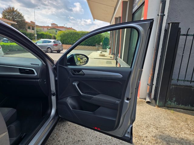 VOLKSWAGEN T-Roc usata 184