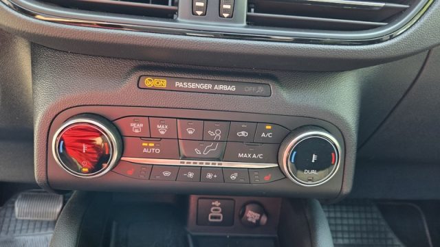 FORD Kuga usata, con Touch screen