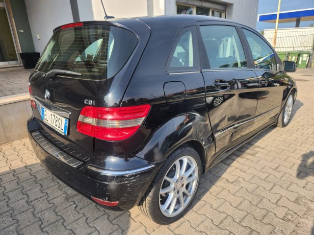 MERCEDES-BENZ B 180 usata, con Airbag Passeggero