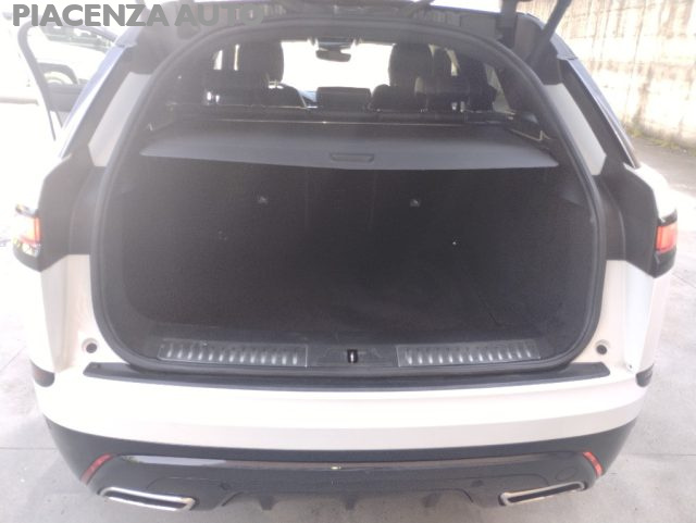 LAND ROVER Range Rover Velar usata, con Fendinebbia