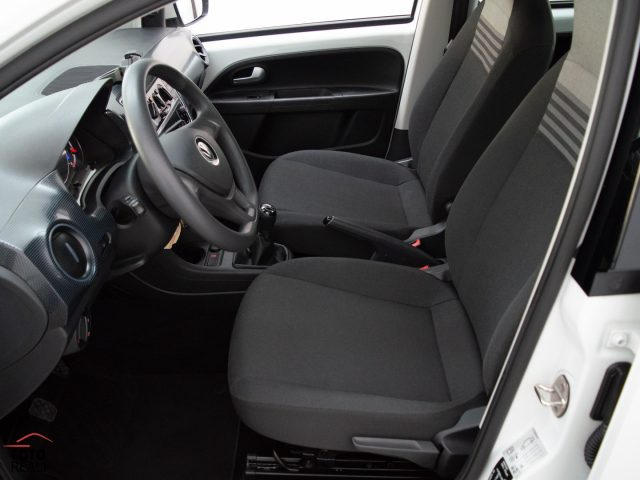 VOLKSWAGEN up! usata 27