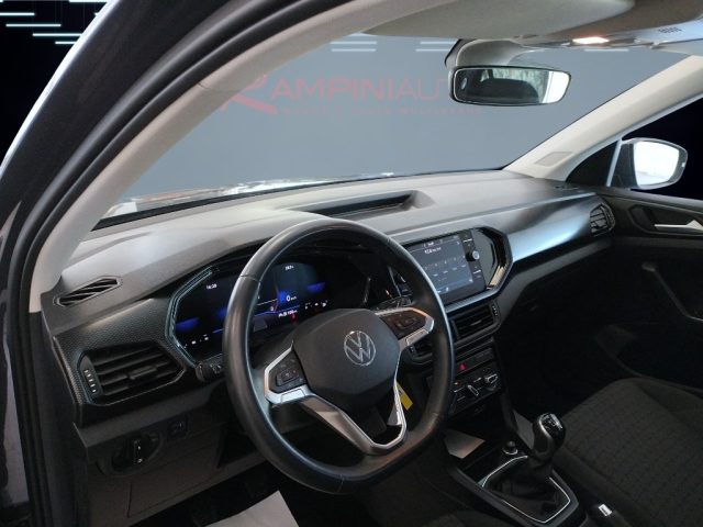 VOLKSWAGEN T-Cross usata 12
