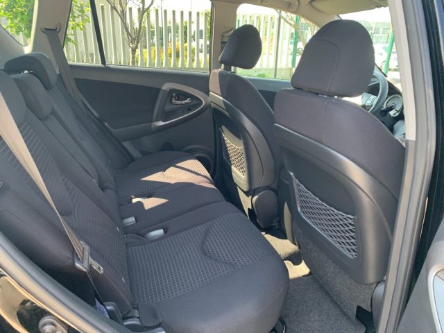 TOYOTA RAV 4 MY23 usata, con Controllo trazione