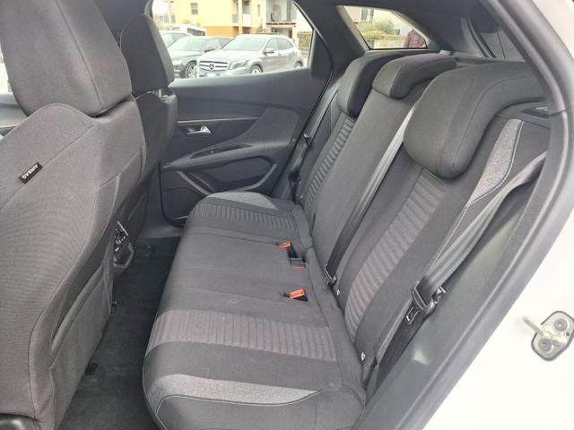 PEUGEOT 3008 usata, con Climatizzatore