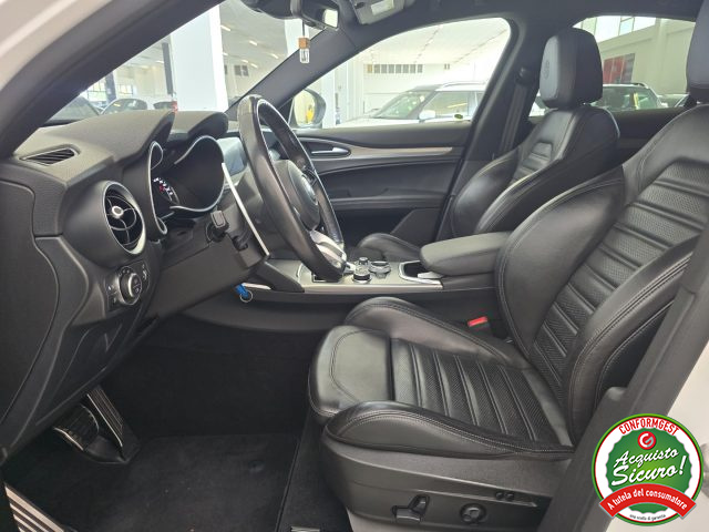 ALFA ROMEO Stelvio usata, con Specchietti laterali elettrici