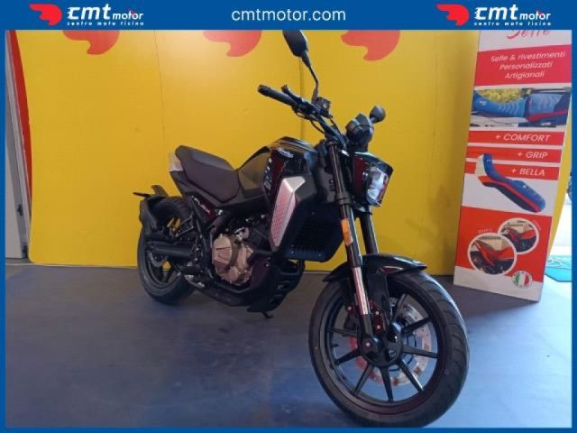 OTHERS-ANDERE OTHERS-ANDERE usata 1