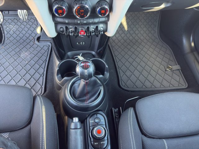 MINI Cooper D usata, con Specchietti laterali elettrici