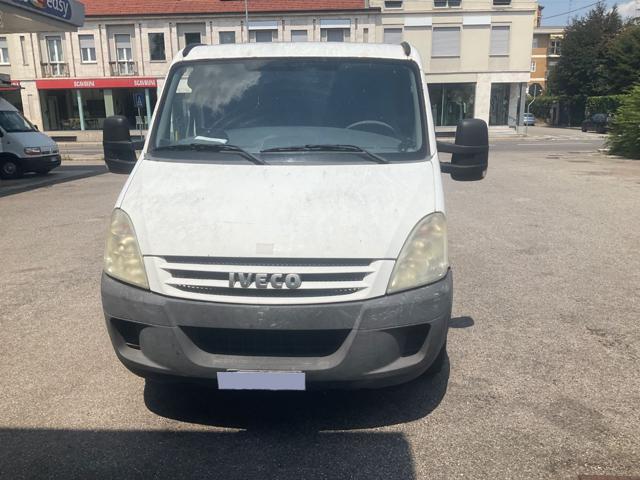 IVECO Daily usata, con Autoradio