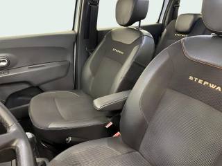 DACIA Lodgy usata, con Telecamera per parcheggio assistito