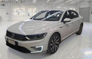 VOLKSWAGEN Passat usata, con Airbag