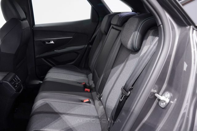 PEUGEOT 3008 usata, con Airbag testa