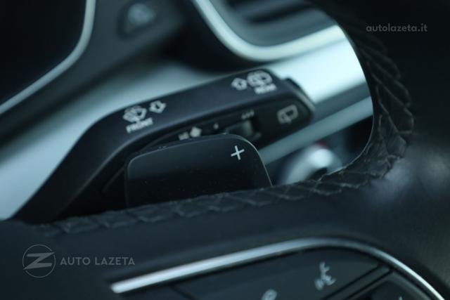 AUDI Q5 usata, con Sensori di parcheggio posteriori