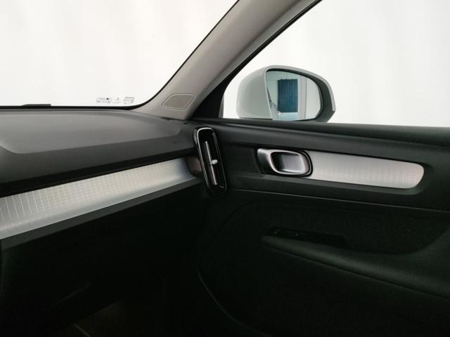 VOLVO XC40 usata, con Luci diurne LED