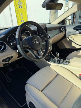 MERCEDES-BENZ GLA 180 usata, con Cruise Control