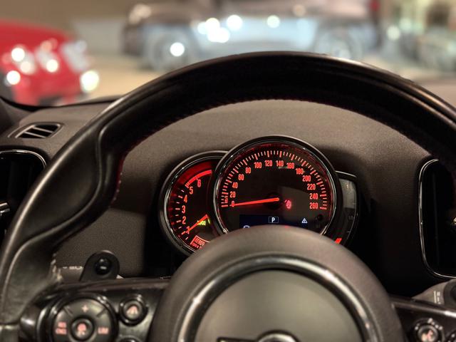 MINI Countryman usata, con Fari LED