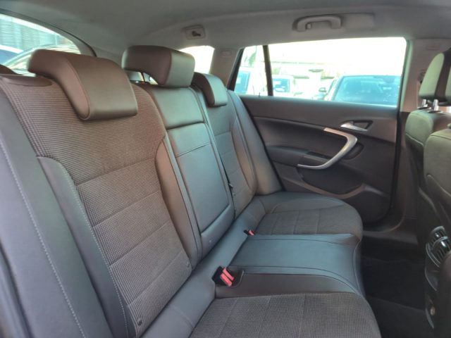 OPEL Insignia usata, con Controllo automatico clima