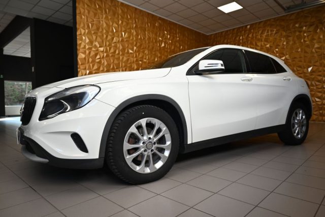 MERCEDES-BENZ GLA 180 usata 7
