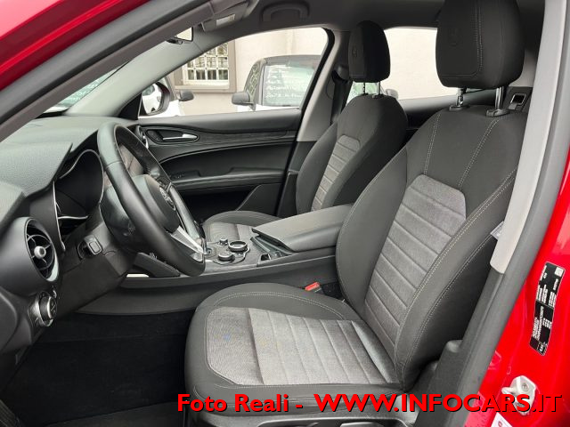 ALFA ROMEO Stelvio usata, con Alzacristalli elettrici