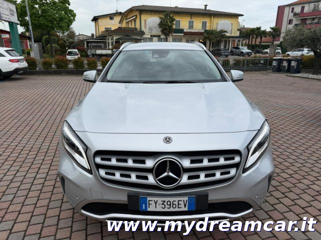 MERCEDES-BENZ GLA 200 usata 18