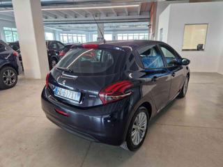 PEUGEOT 208 usata, con Autoradio