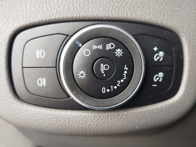 FORD Tourneo Connect usata, con Sistema di navigazione