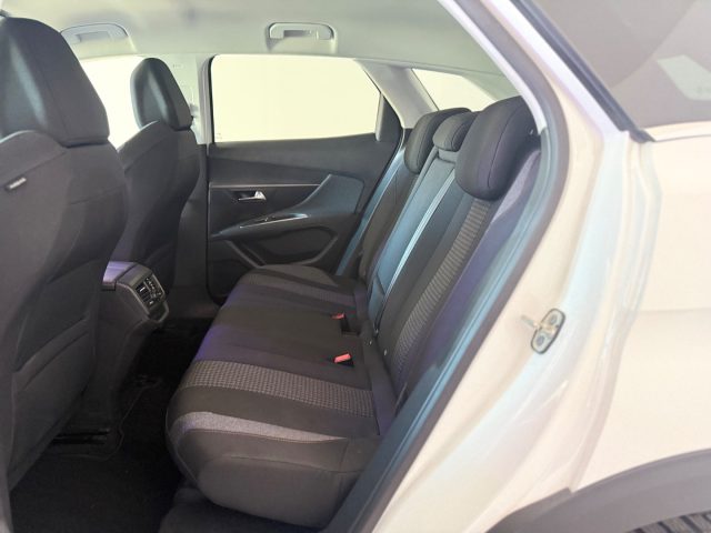 PEUGEOT 3008 usata 16