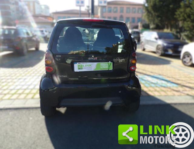 SMART ForTwo usata, con Autoradio