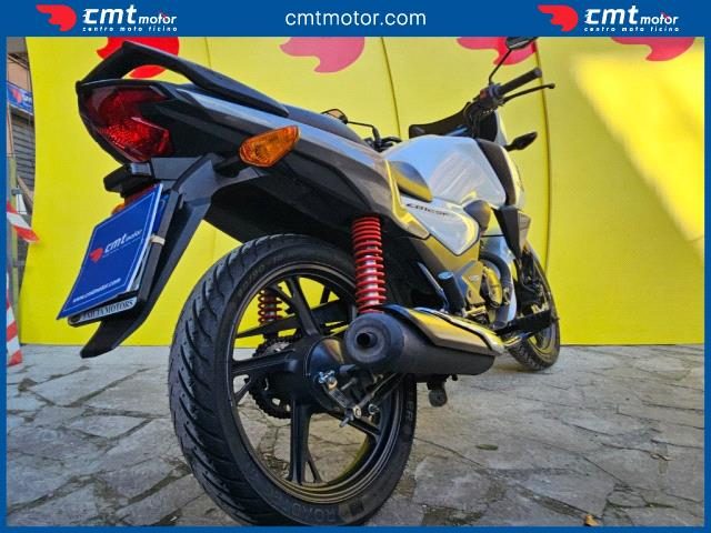 HONDA CB 125 usata 3