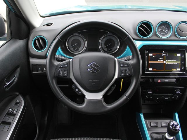 SUZUKI Vitara usata, con USB