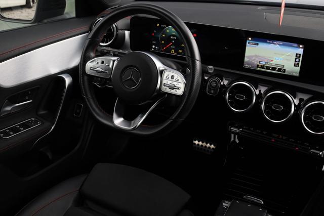 MERCEDES-BENZ CLA 200 usata, con Luci diurne LED