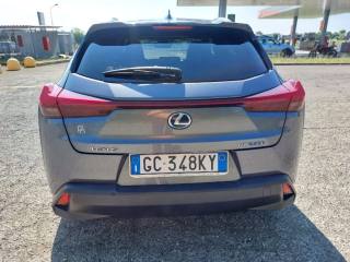 LEXUS UX 250h usata, con Chiusura centralizzata