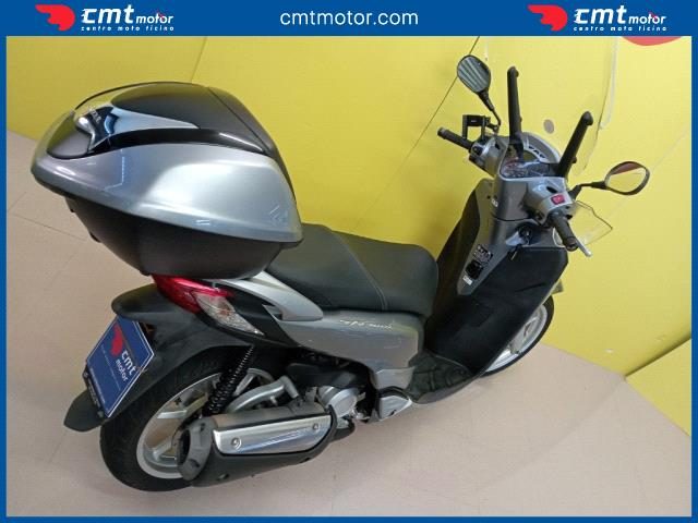 HONDA SH 300 i usata 14
