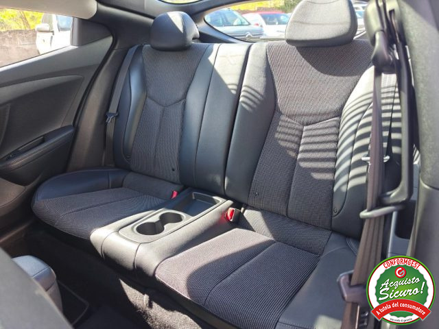 HYUNDAI Veloster usata, con Cerchi in lega