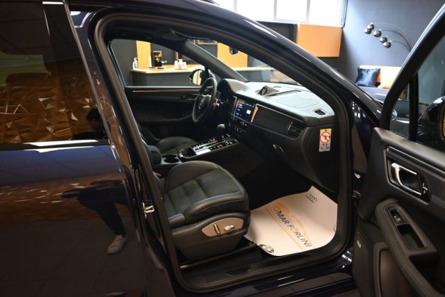 PORSCHE Macan usata 231