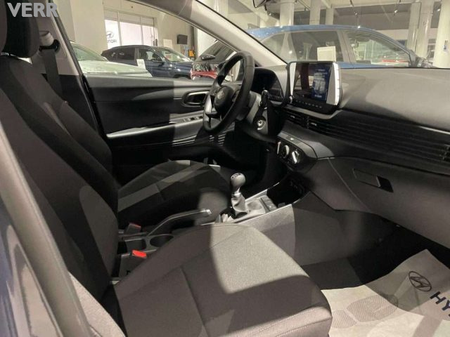 HYUNDAI i20 usata, con Sedile posteriore sdoppiato