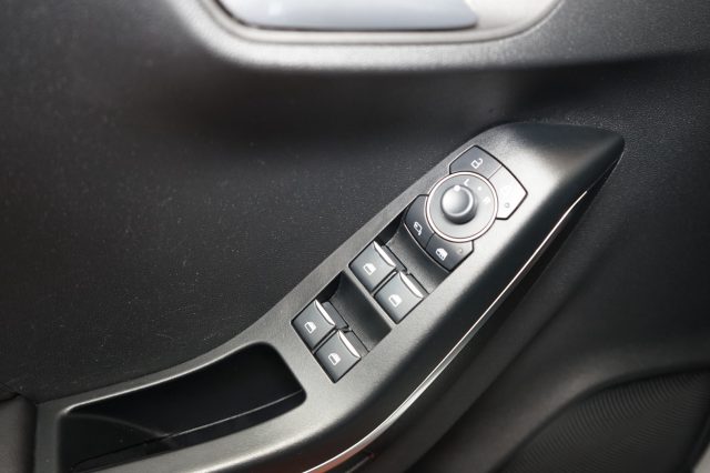 FORD Puma usata, con Luci diurne LED