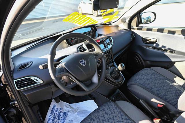 LANCIA Ypsilon usata, con Park Distance Control